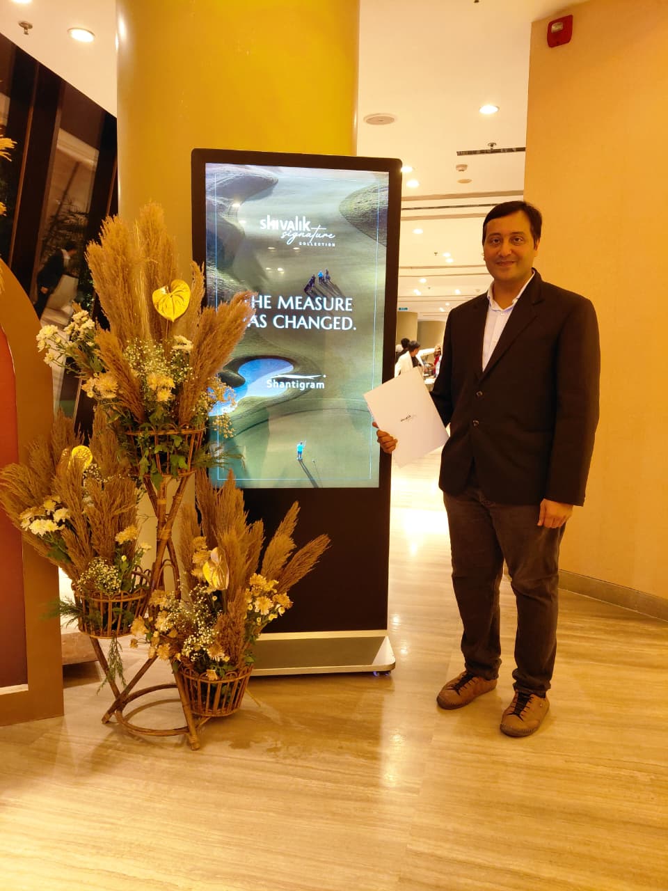 Limbesh Aal at the Shivalik Signature Collection, Shantigram launch
